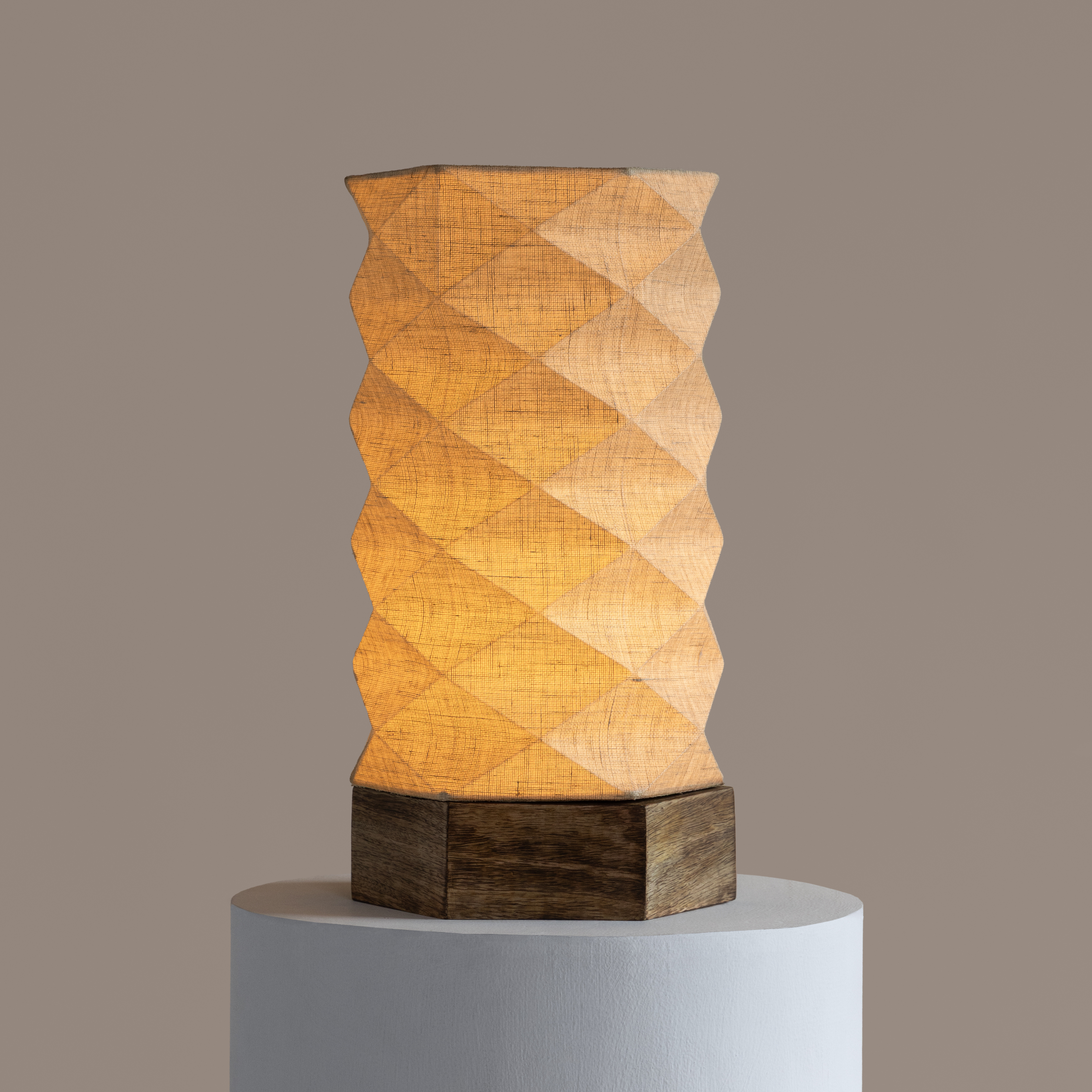 Lumi Hexa table lamp