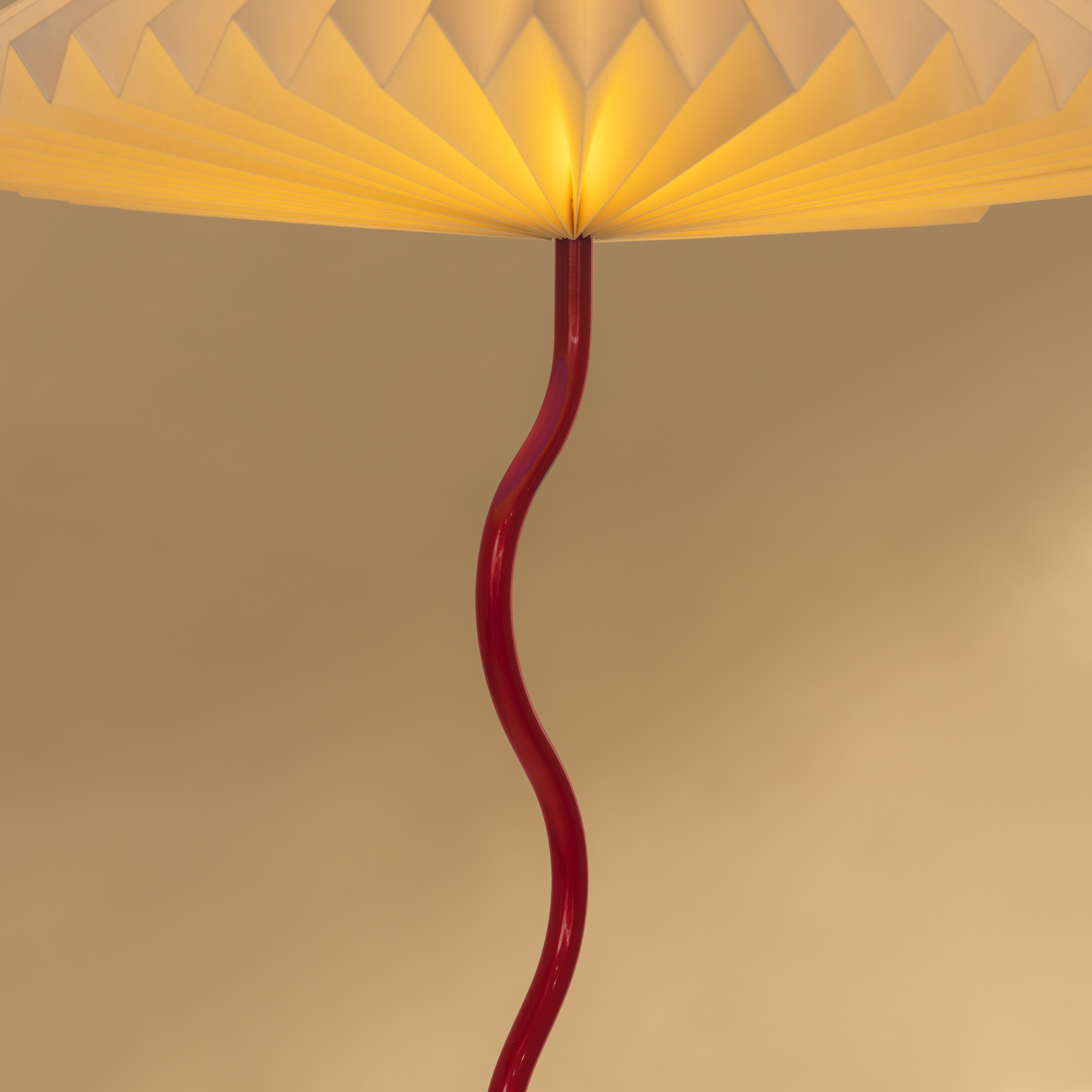 Wavy Floor Lamp - Crimson Red