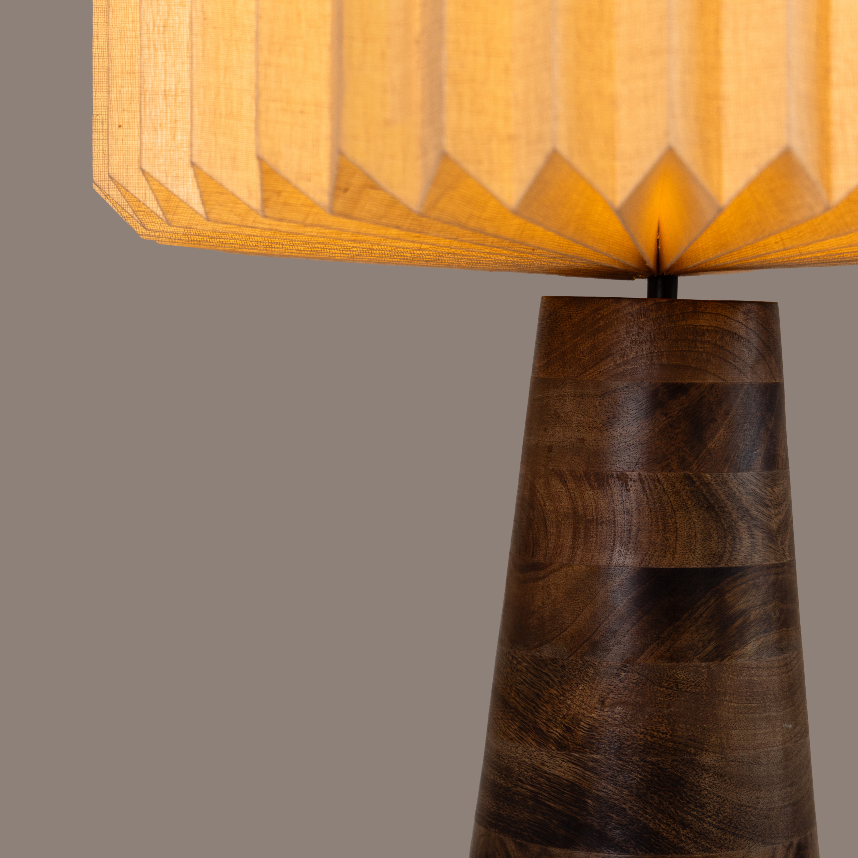 Hikari Table Lamp