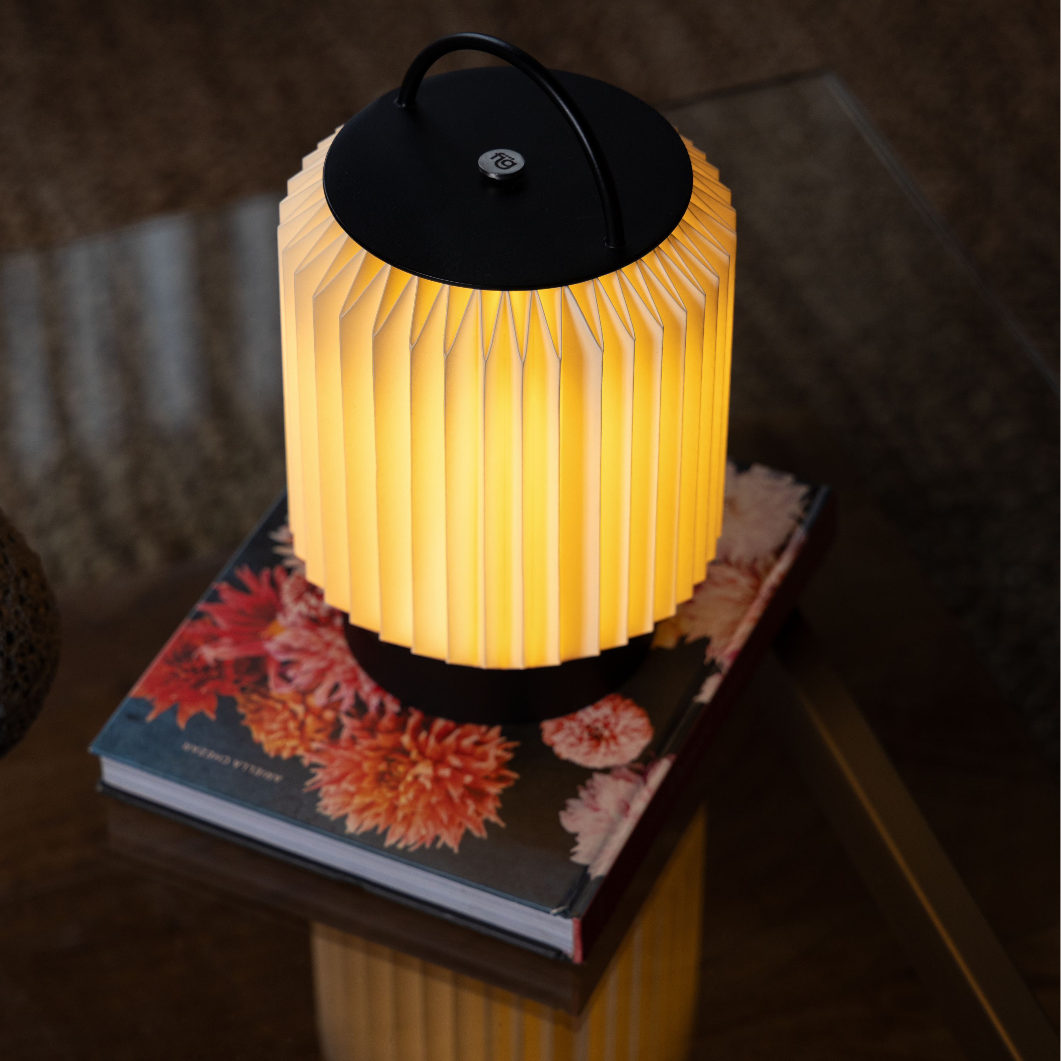 Tote Table Lamp