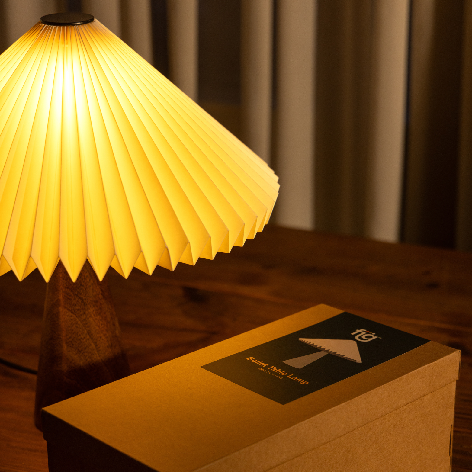 Ballet Table Lamp