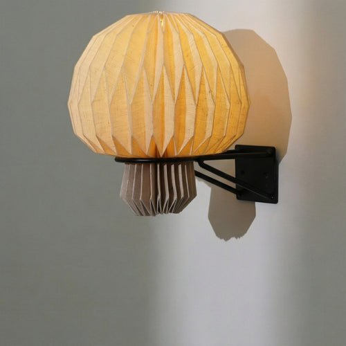 Amber Sconce Origami Wall Lamp