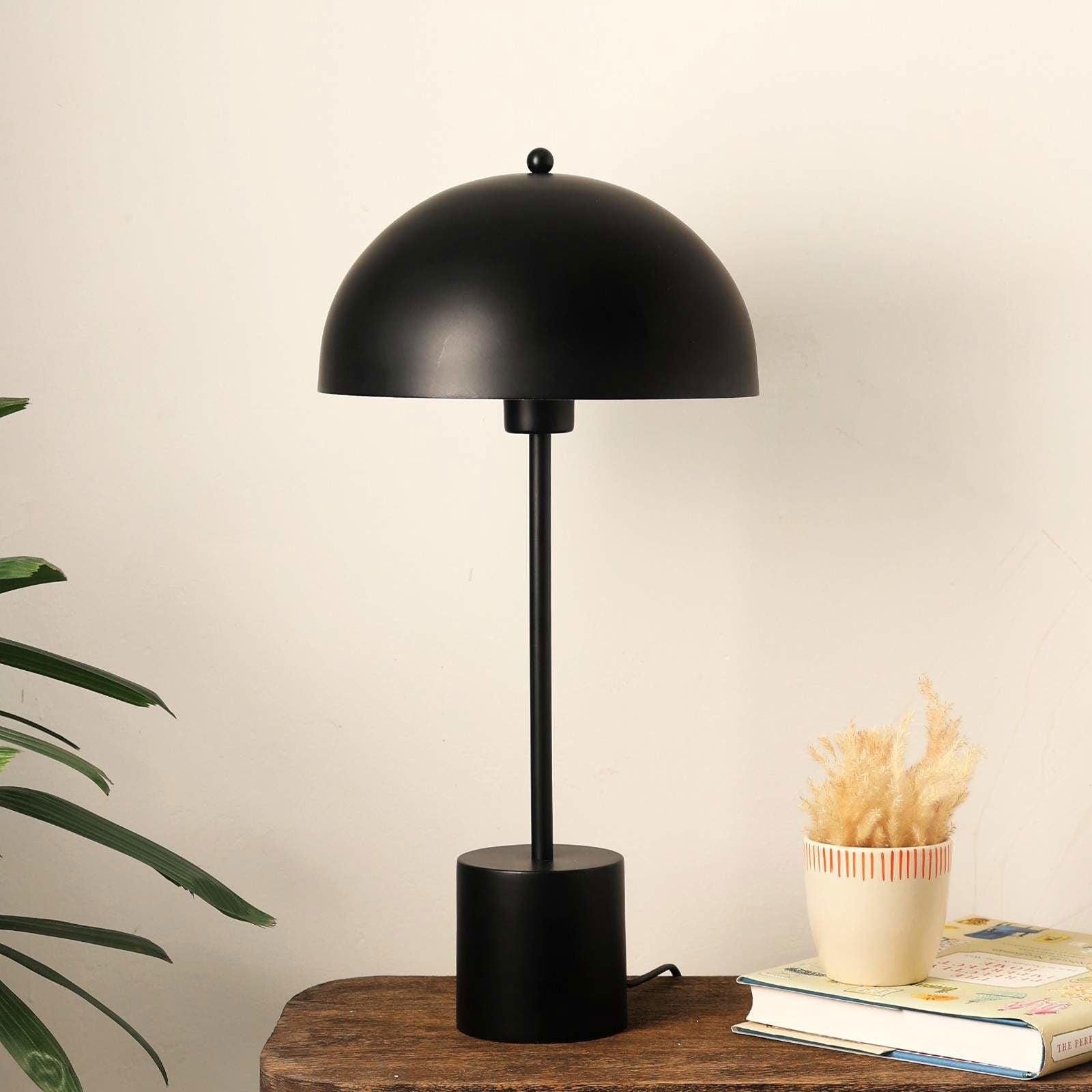 Pagen 100 Table Lamp - Modern Scandinavian Design Bedside Lamp, Premium Metallic Finish Desk Lamp, Easy Installation - FIG Living - Pagen 100 Table Lamp - Modern Scandinavian Design Bedside Lamp, Premium Metallic Finish Desk Lamp, Easy Installation - FIG Living