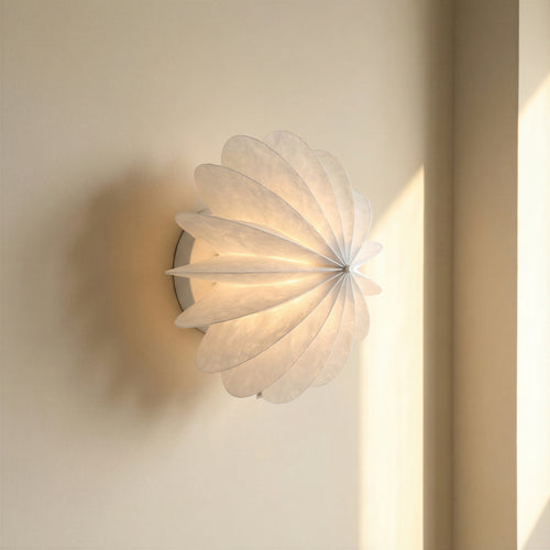 Daisy Wall Lamp