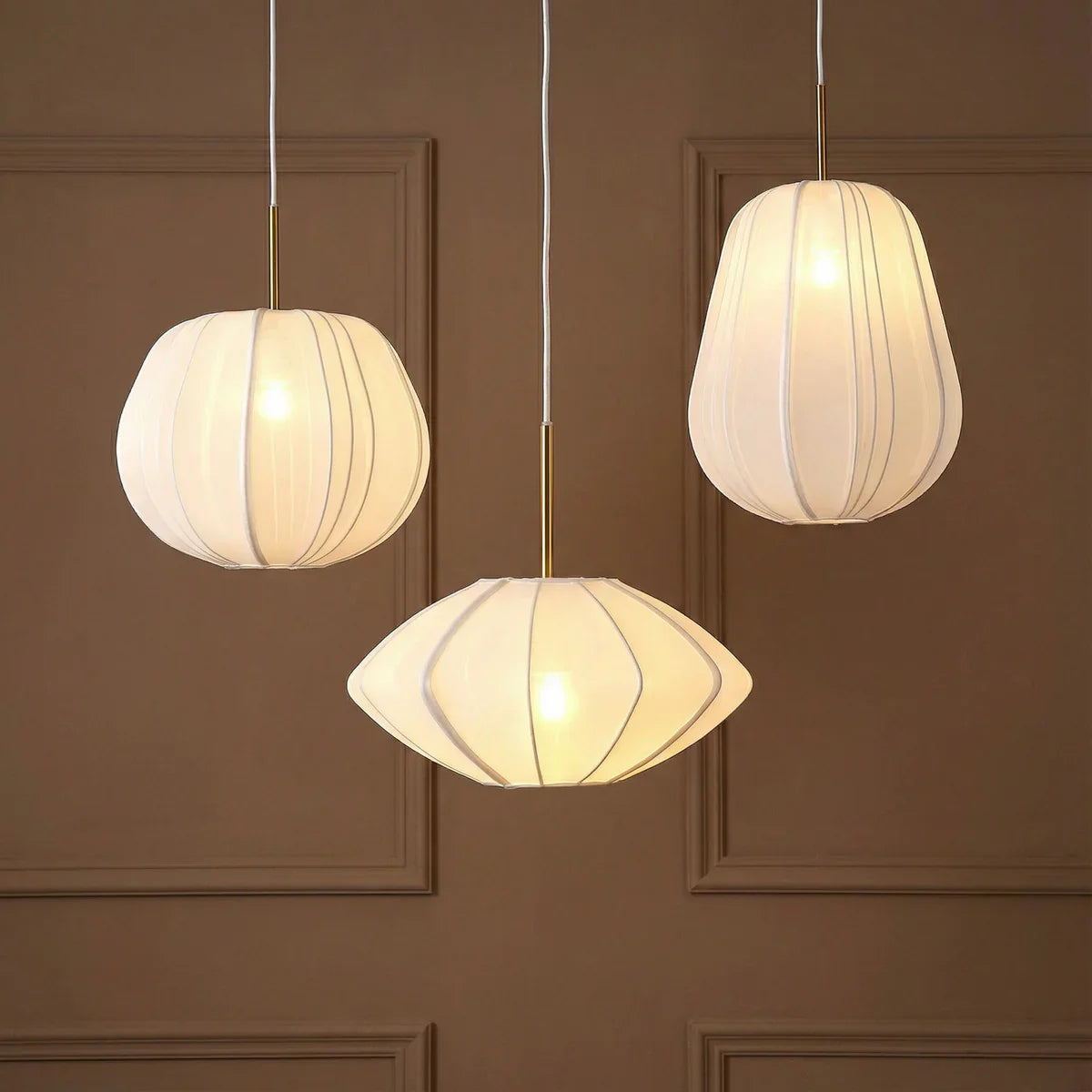 Space-Smart Lighting: How to Light Small Rooms with Style