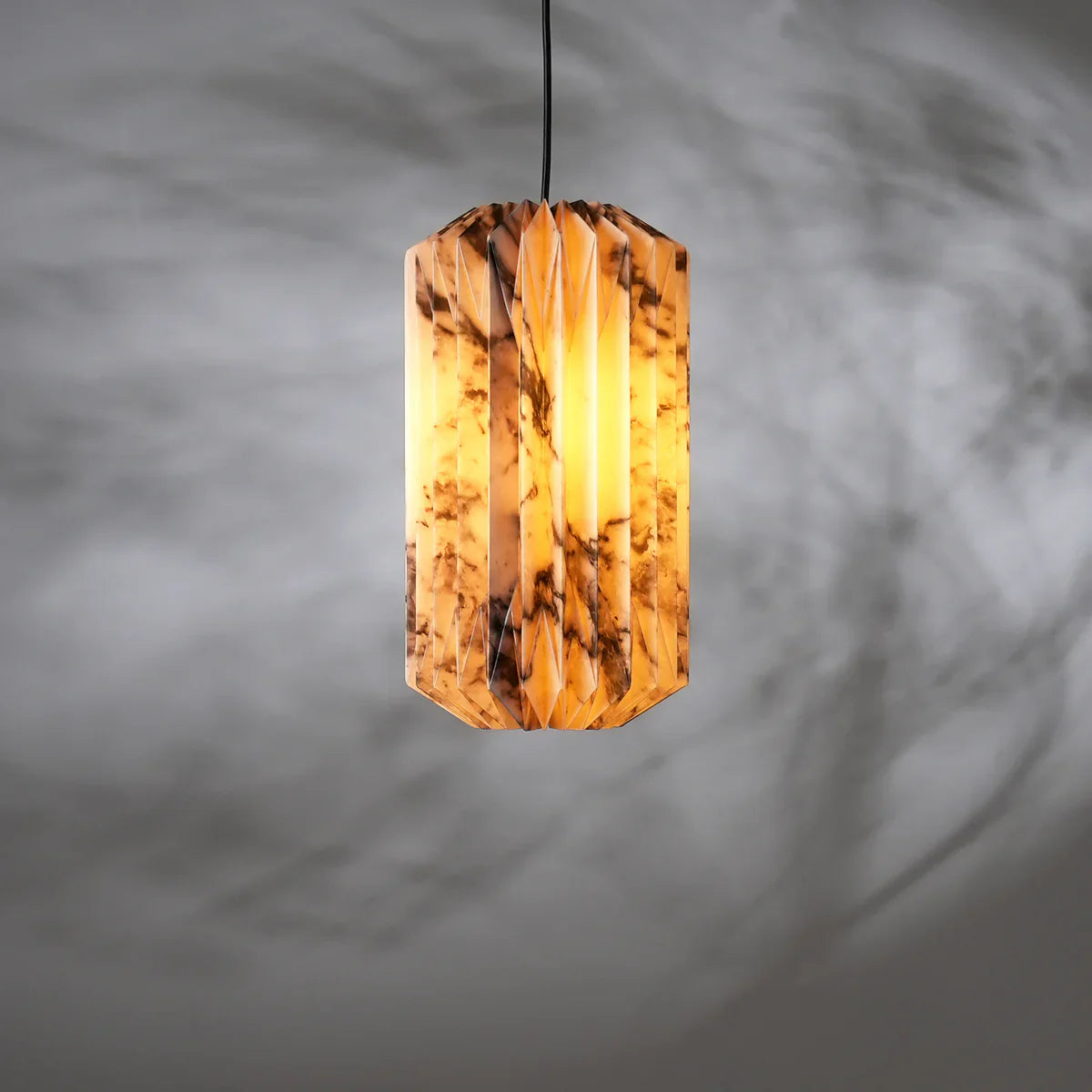 Your Guide to Layered Lighting: From Warm Ambience to Perfect Focus