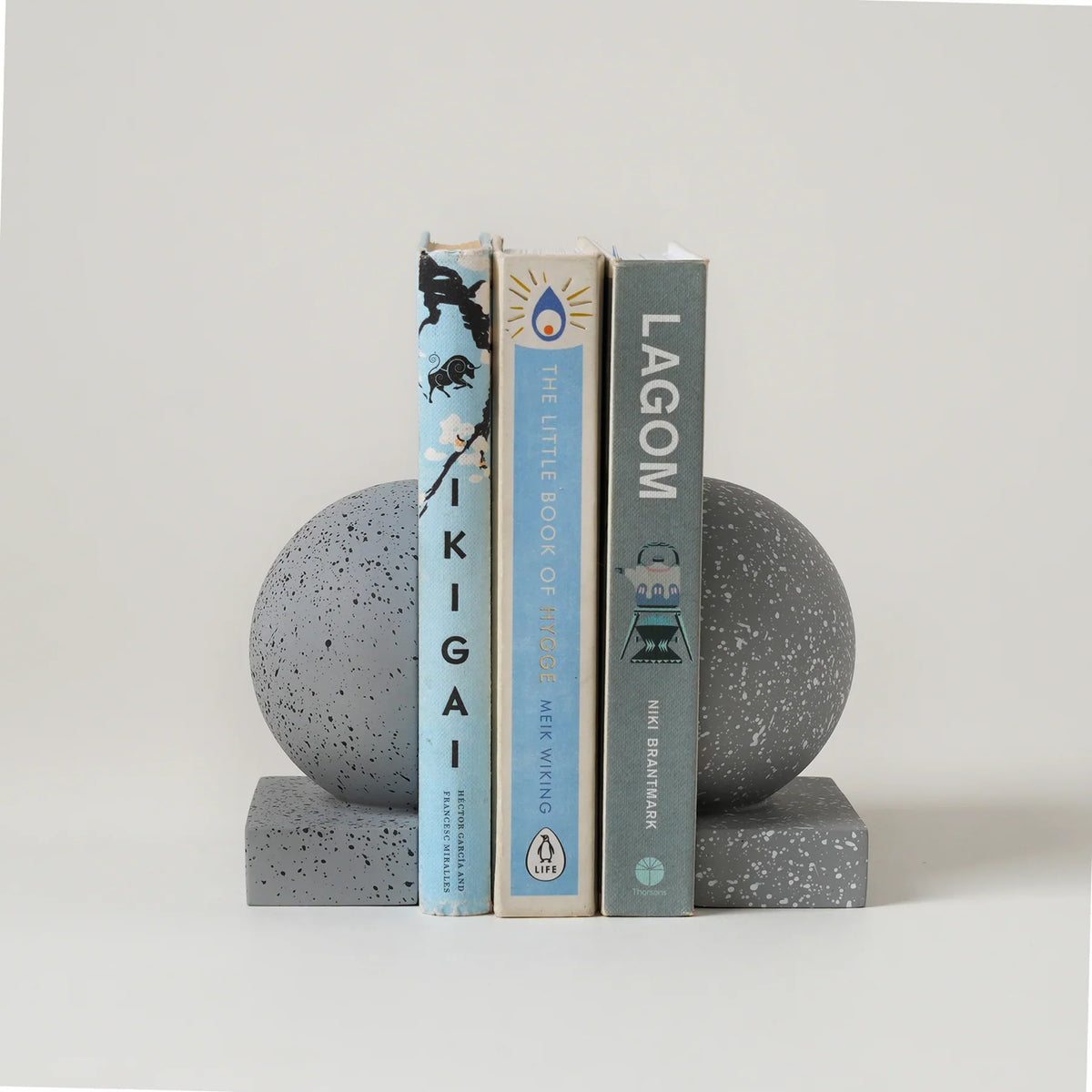 Styling with Substance: How to Elevate Your Home with Concrete Décor