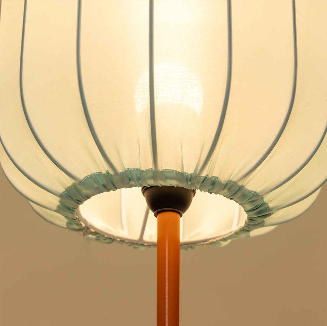 Horizon collection floor lamp