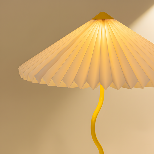 Wavy Floor Lamp - Butter Yellow