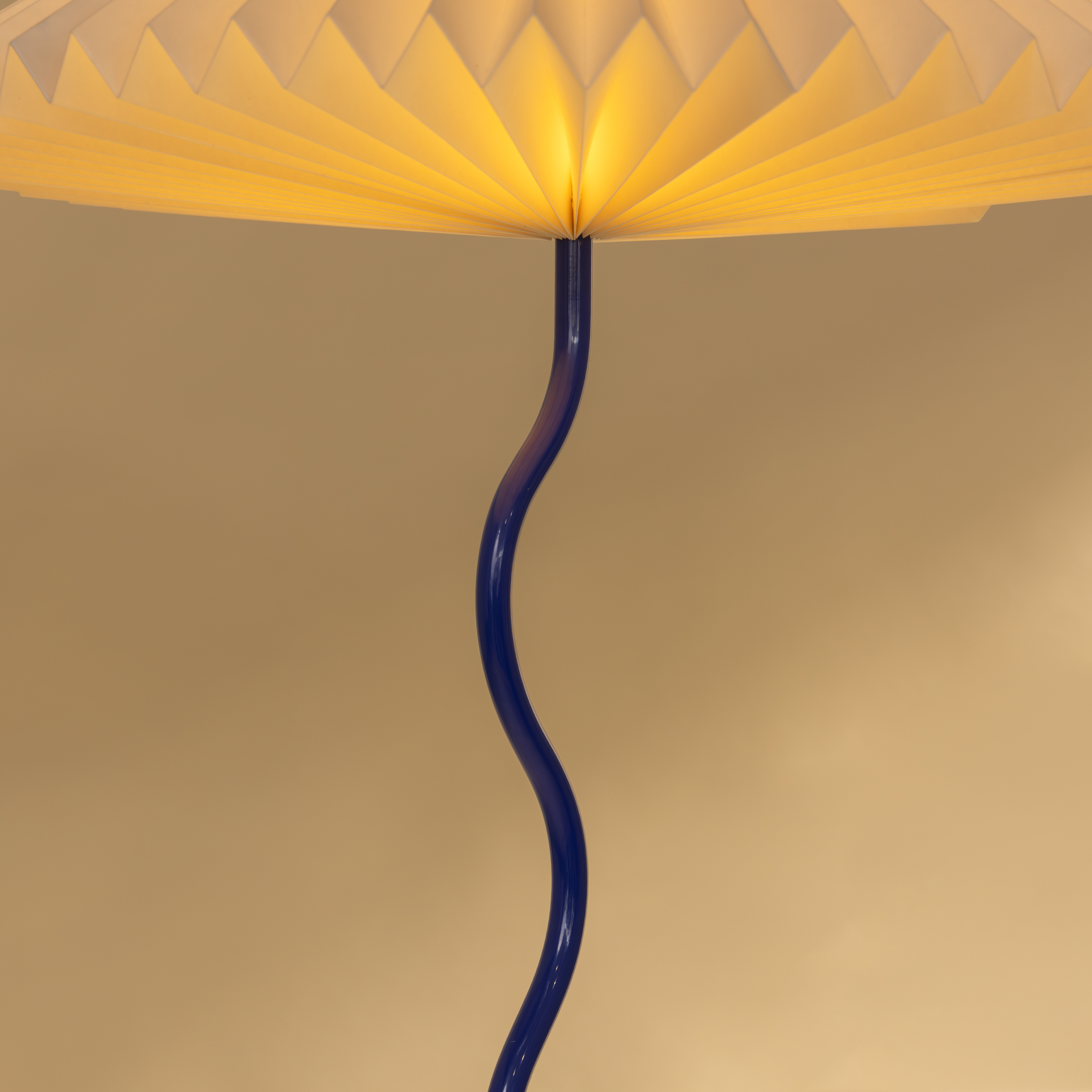 Wavy Floor Lamp - Cobalt Blue
