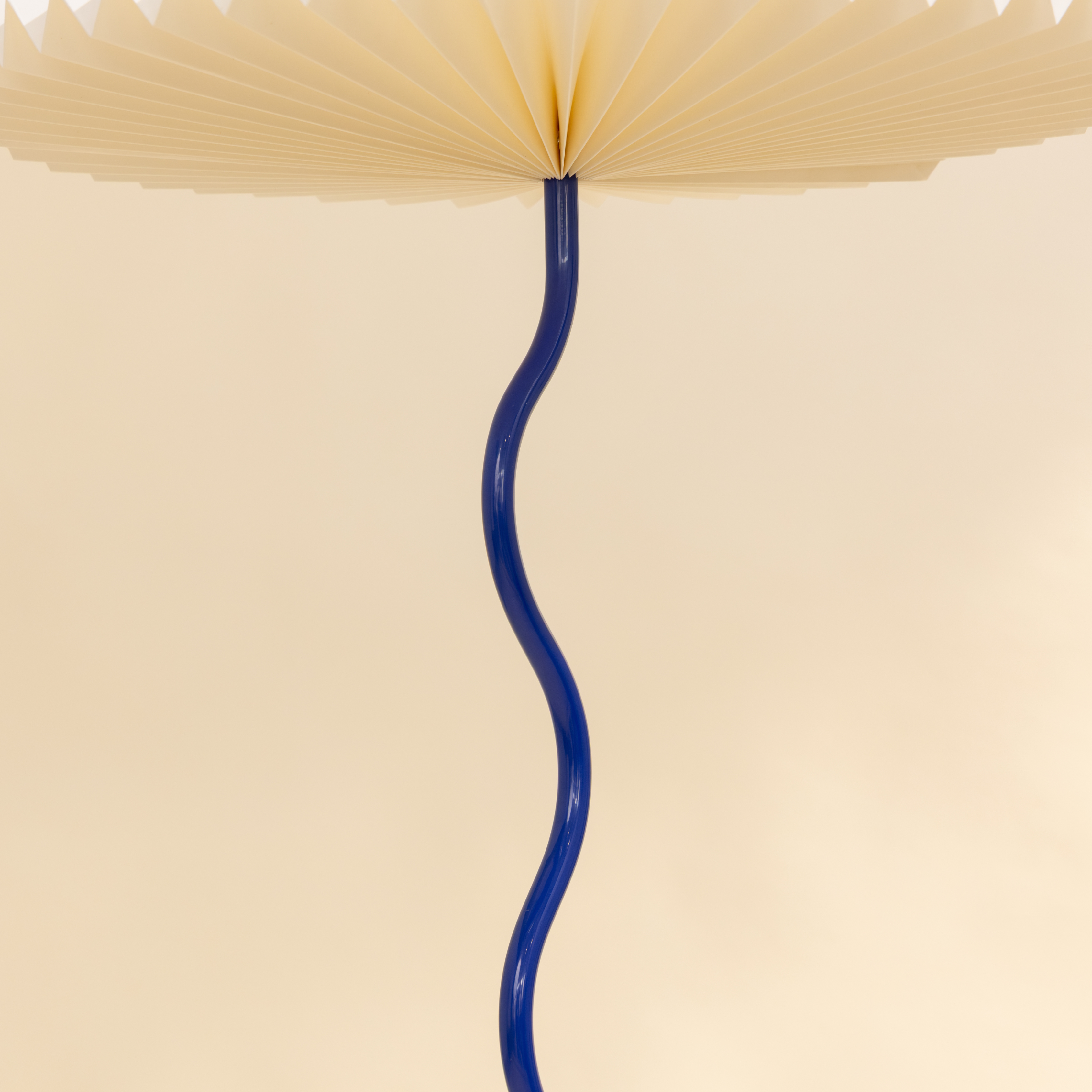 Wavy Floor Lamp - Cobalt Blue