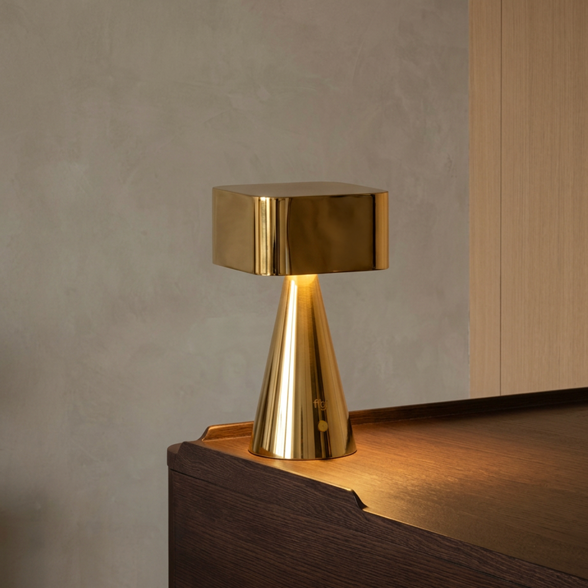 Chrome Portable Lamp Gold