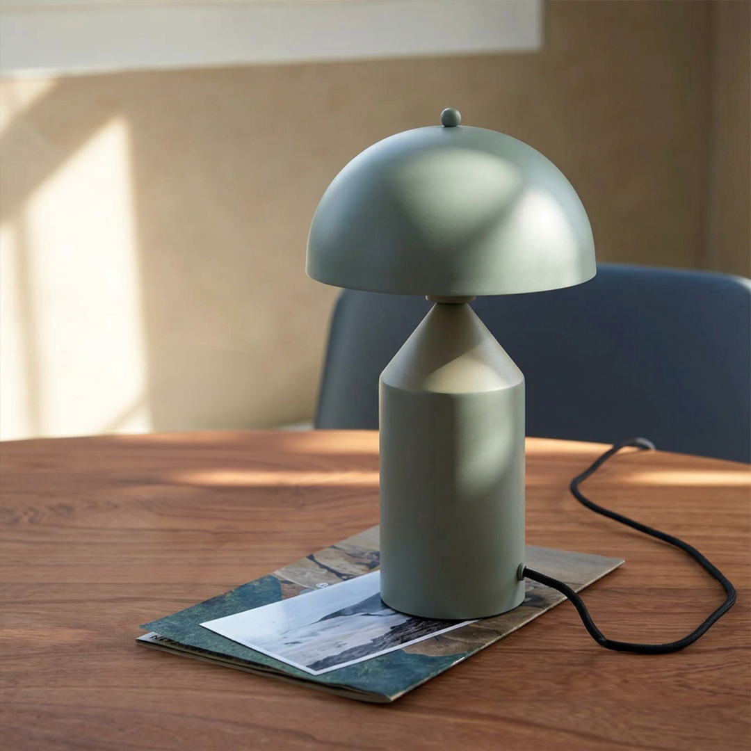 Cone Pagen Table Lamp