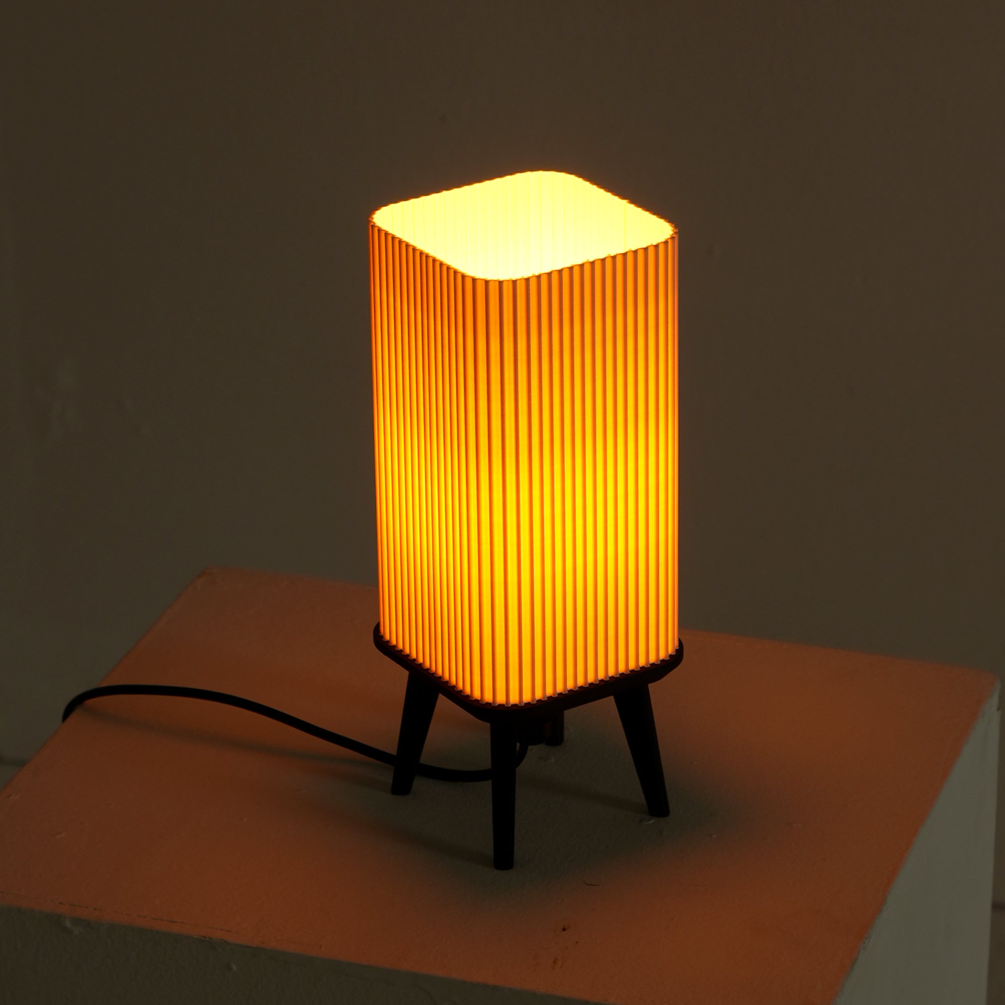 Layers Edition : Dawn Table Lamp