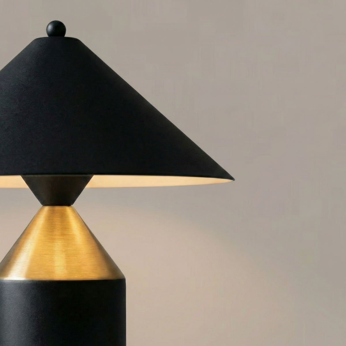 Cone Casa Table Lamp