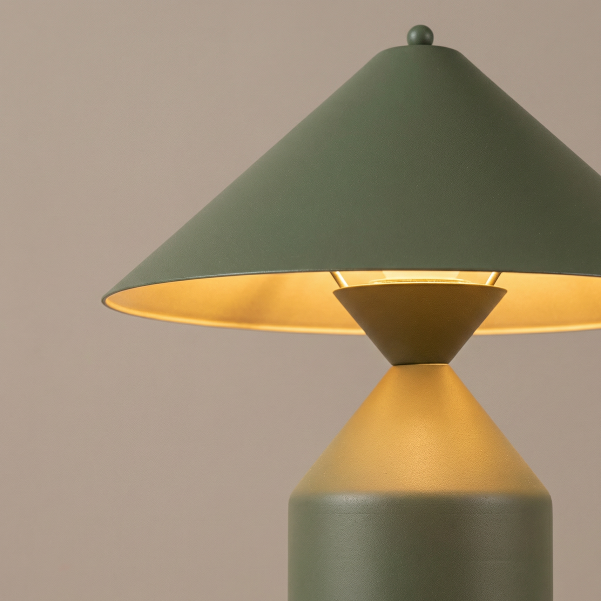 Cone Casa Table Lamp