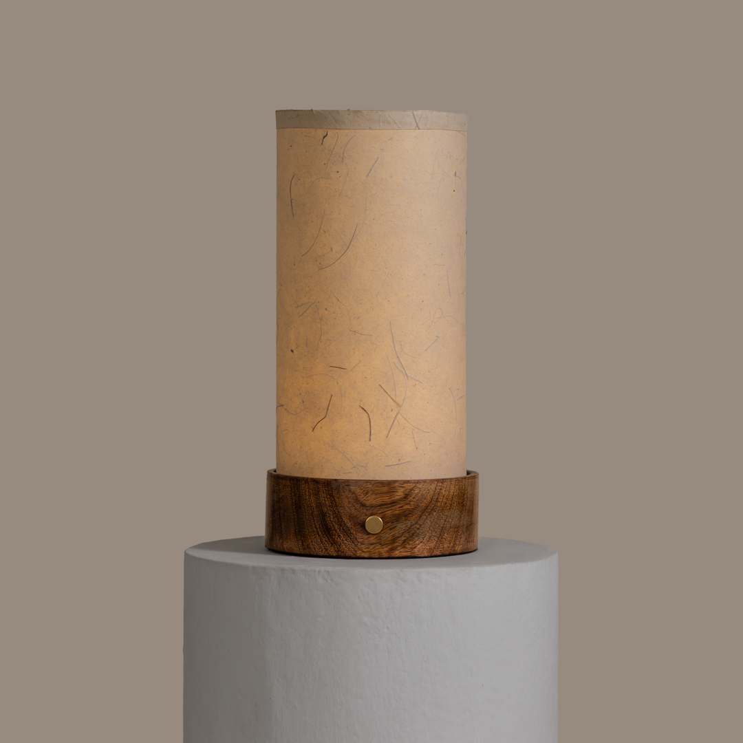 Magnus Touch Table Lamp