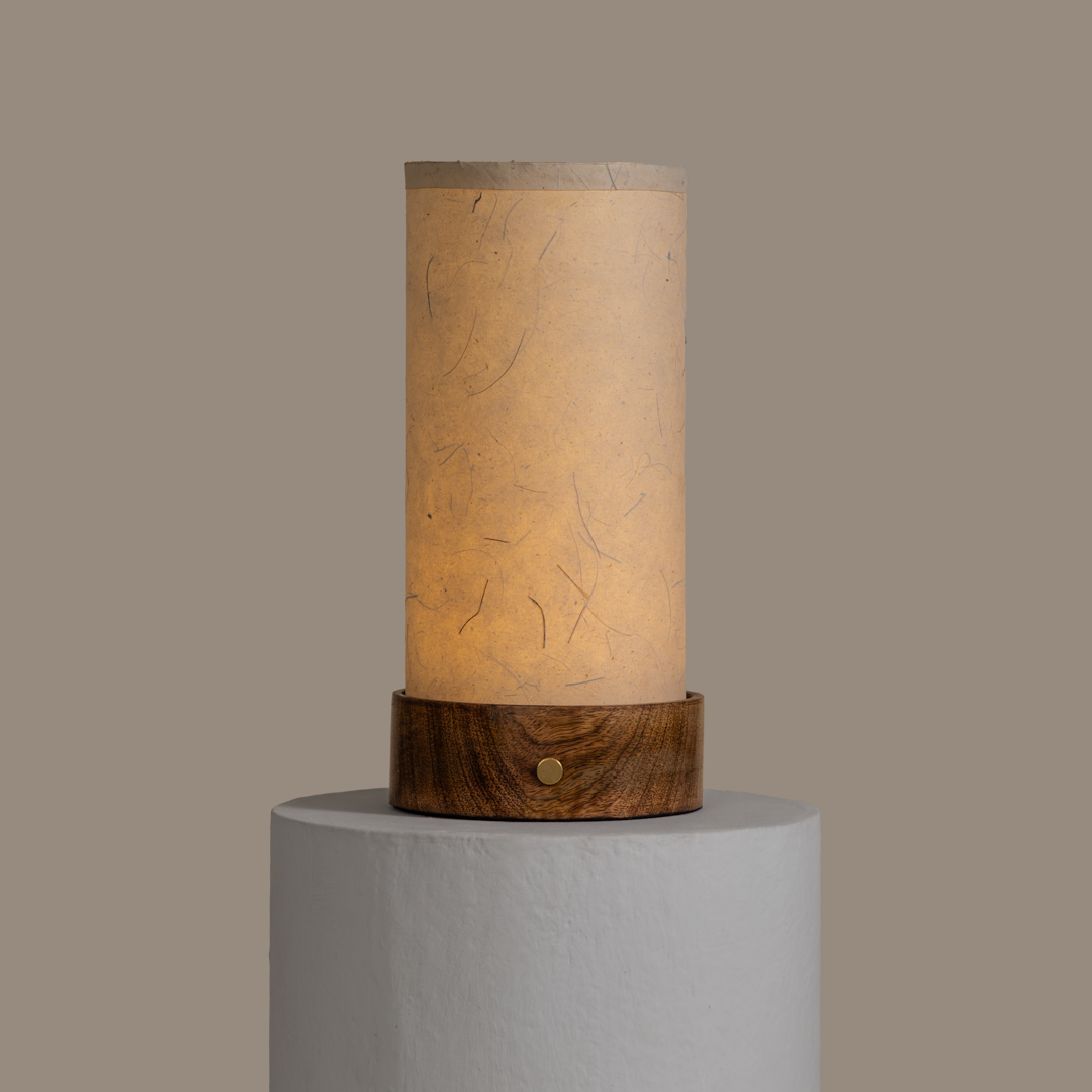 Magnus Touch Table Lamp