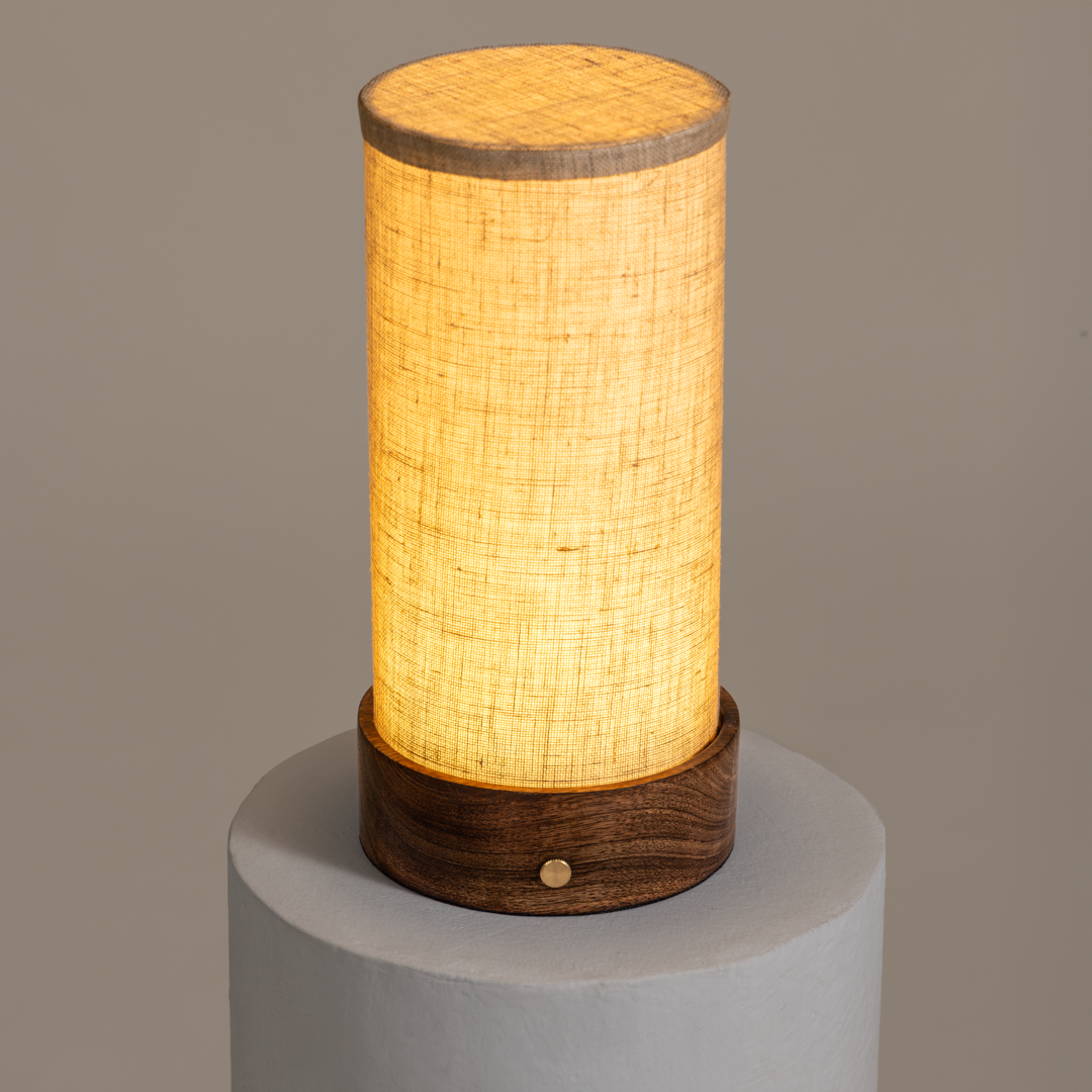 Magnus Touch Table Lamp