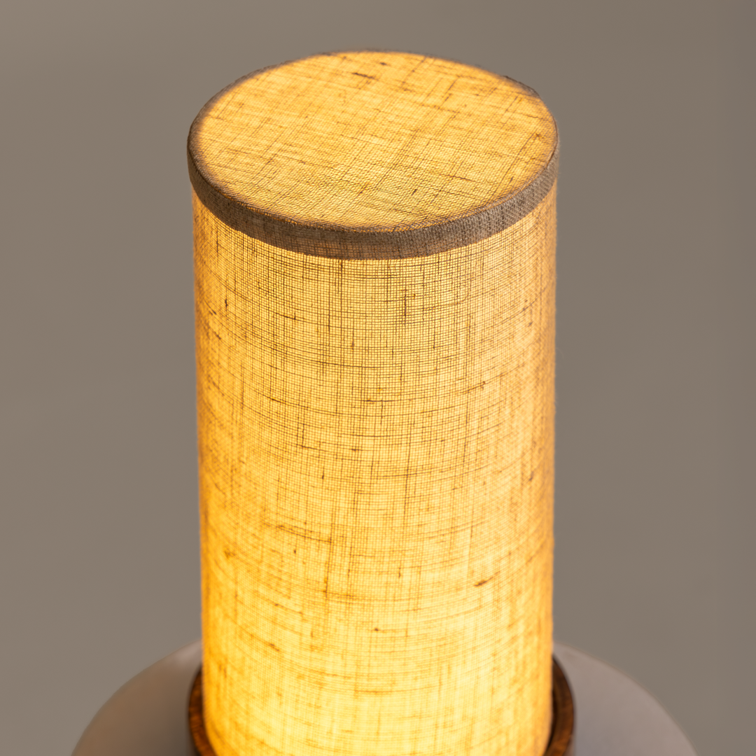 Magnus Touch Table Lamp