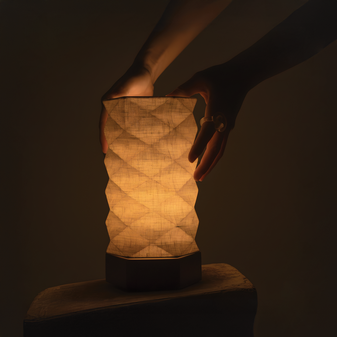 Lumi Hexa table lamp