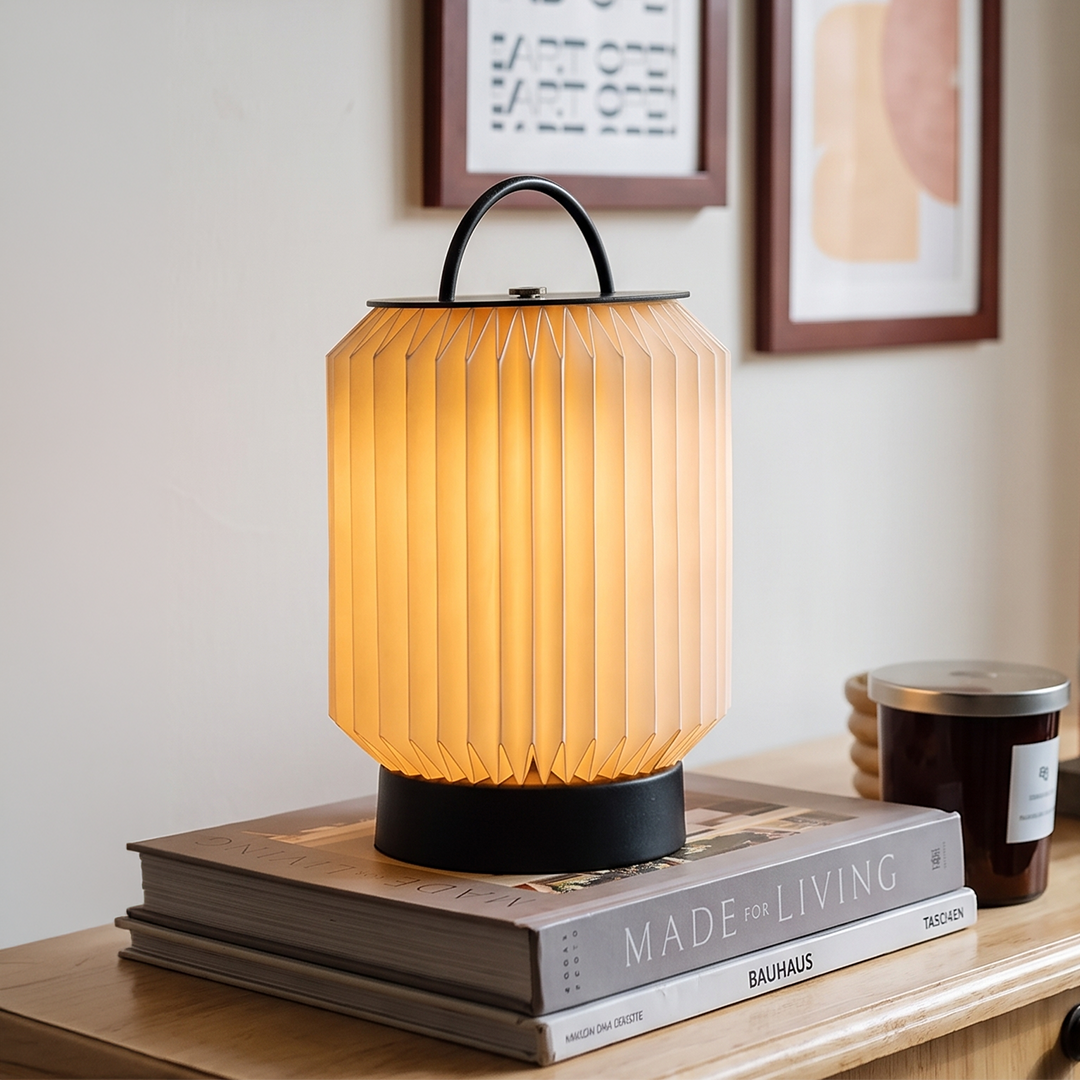 Tote Table Lamp